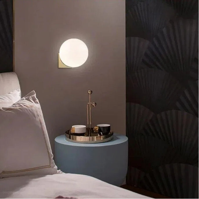 UNIVERSO AQ55 LAMPADA APPLIQUE MONTAGGIO A MURO MINIMLISTA SFERA IN ACRILICO CON ATTACCO G9 MAX 10W