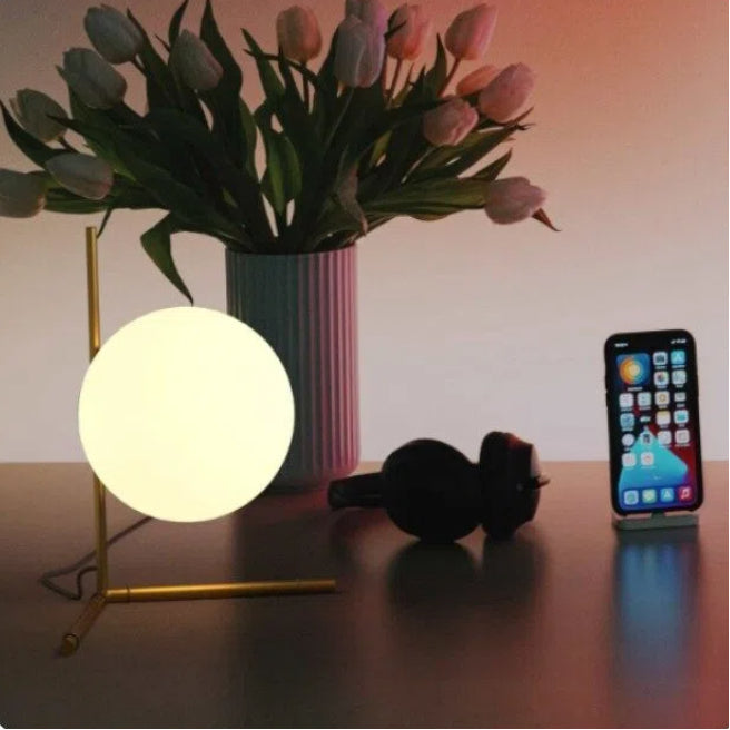 Lampada da Tavolo Universo Bronzo – Metallo con Paralume a Sfera in Vetro, Attacco G9, Max 10W